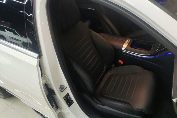 Used Mercedes-Benz C-Class 2022 C 200 L Sport Edition Right Front Seat