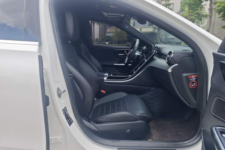 Used Mercedes-Benz C-Class 2022 Restyled C 200 L Sport Edition Right Front Seat