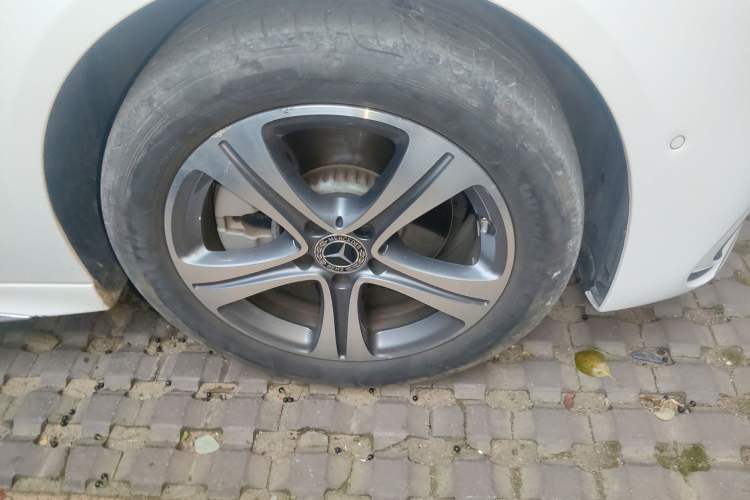 Used Mercedes-Benz C-Class 2022 C 200 L Sport Edition Right Front Wheel Hub
