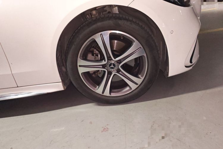Used Mercedes-Benz C-Class 2022 C 200 L Sport Edition Right Front Wheel Hub