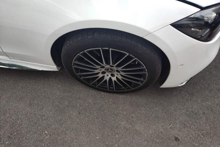 Used Mercedes-Benz C-Class 2022 Restyled C 260 L Sport Edition Right Front Wheel Hub