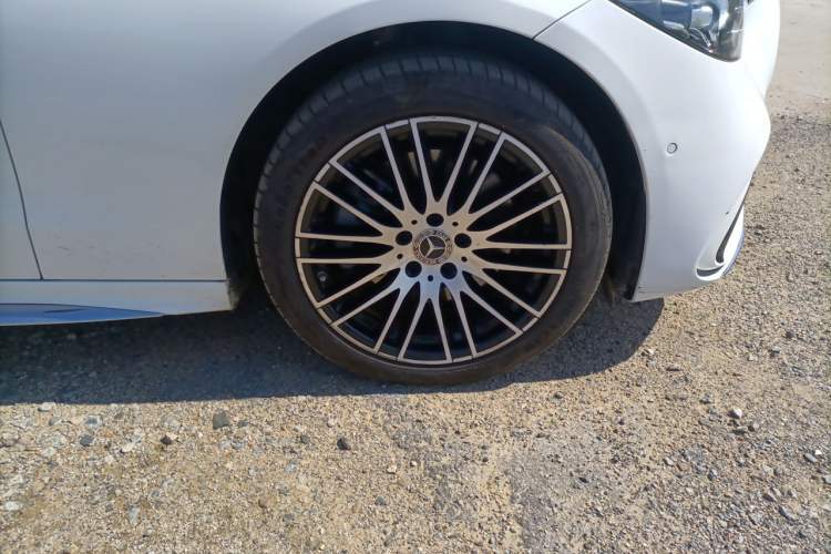 Used Mercedes-Benz C-Class 2022 C 260 L Sport Edition Right Front Wheel Hub