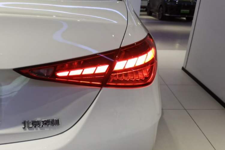 Used Mercedes-Benz C-Class 2022 Restyled C 260 L Sport Edition Right Rear Taillight