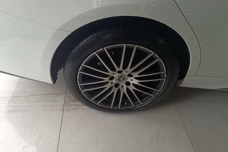 Used Mercedes-Benz C-Class 2022 C 260 L Sport Edition Right Rear Wheel Hub