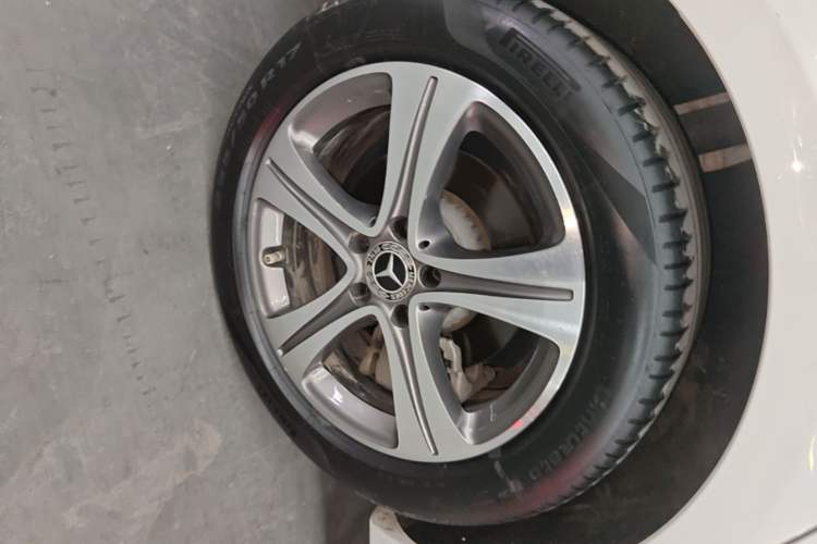 Used Mercedes-Benz C-Class 2022 C 200 L Sport Edition Right Rear Wheel Hub