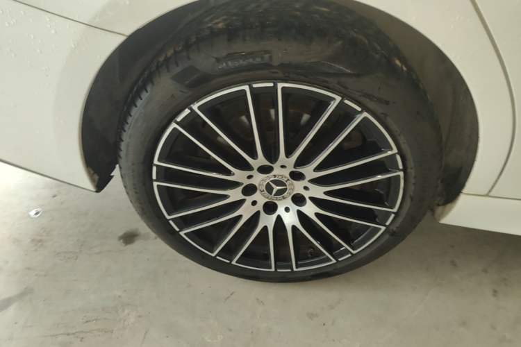 Used Mercedes-Benz C-Class 2022 C 260 L Sport Edition Right Rear Wheel Hub