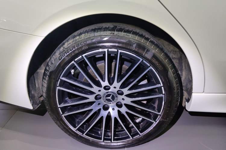 Used Mercedes-Benz C-Class 2022 C 260 L Sport Edition Right Rear Wheel Hub