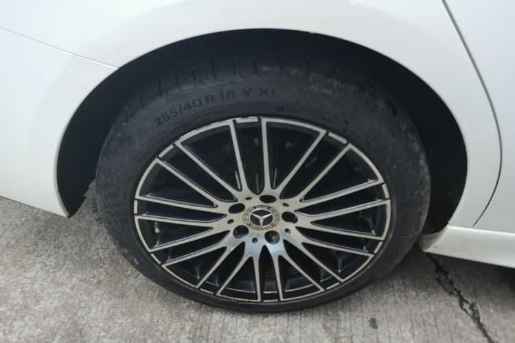 Used Mercedes-Benz C-Class 2022 Restyled C 260 L Sport Edition Right Rear Wheel Hub