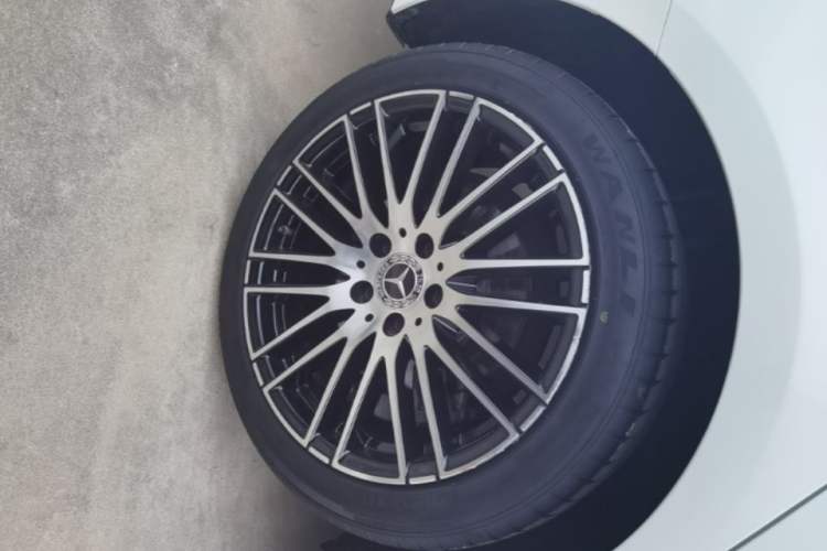 Used Mercedes-Benz C-Class 2022 Restyled C 260 L Sport Edition Right Rear Wheel Hub