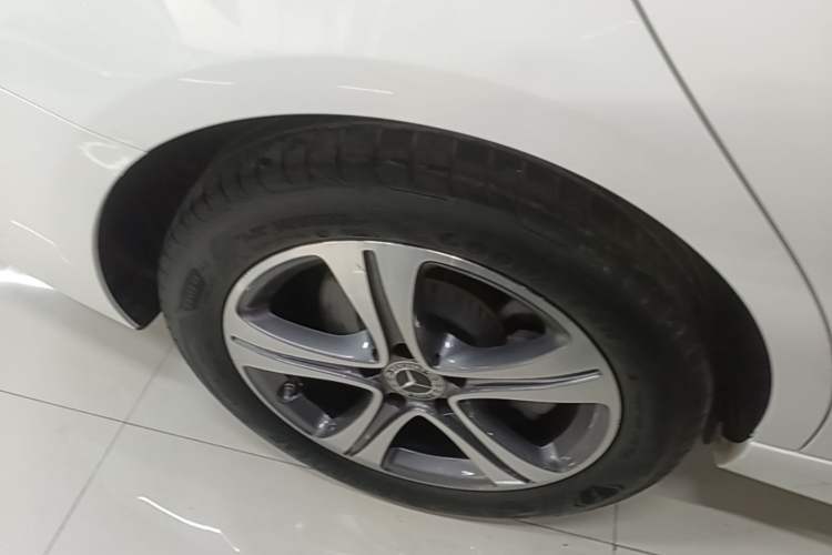 Used Mercedes-Benz C-Class 2022 C 200 L Sport Edition Right Rear Wheel Hub
