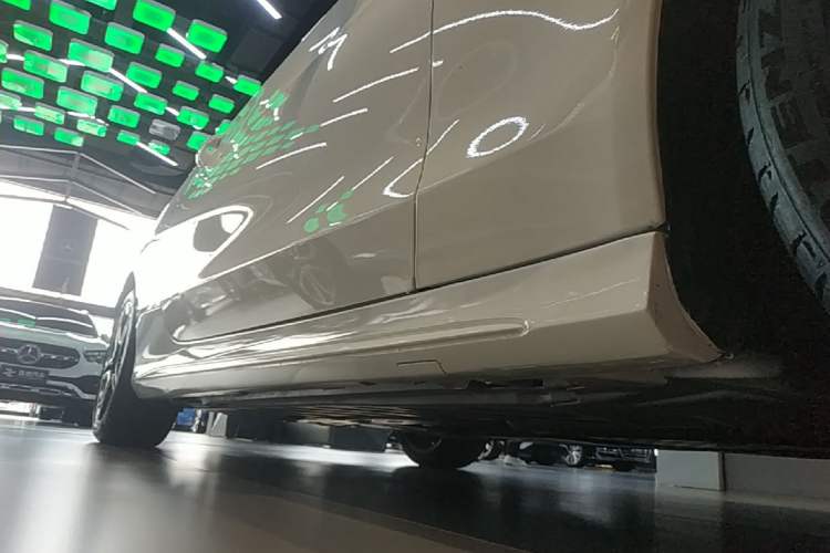Used Mercedes-Benz C-Class 2022 Refreshed C 260 Coupe Right Side Sill