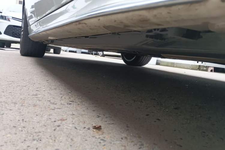 Used Mercedes-Benz C-Class 2022 C 260 L Sport Edition Right Side Sill