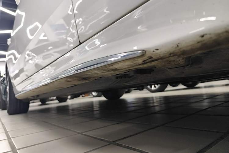 Used Mercedes-Benz C-Class 2022 Restyled C 200 L Sport Edition Right Side Sill