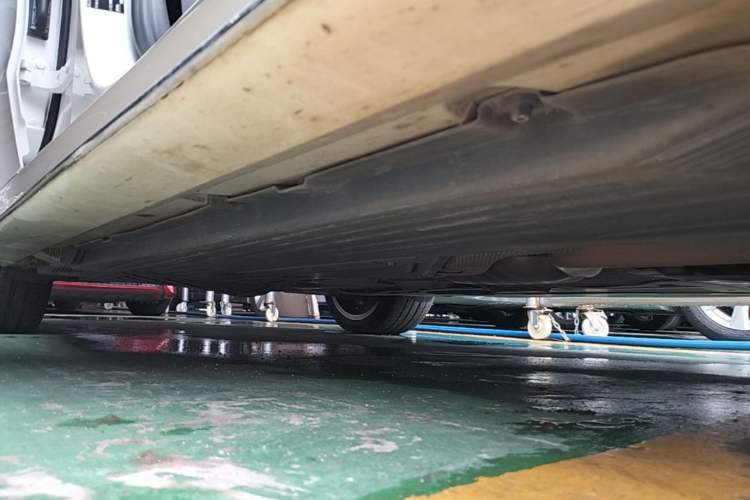 Used Mercedes-Benz C-Class 2022 C 260 L Sport Edition Right Side Sill