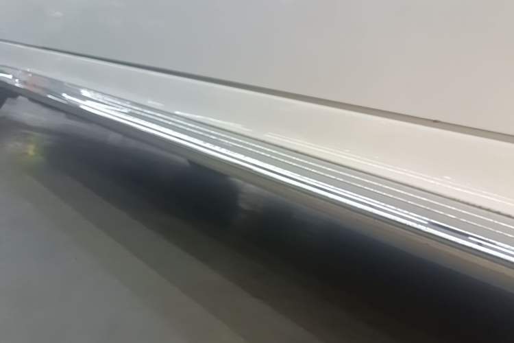 Used Mercedes-Benz C-Class 2022 C 260 L Sport Edition Right Side Sill