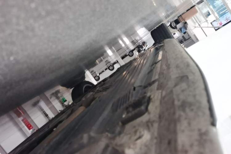Used Mercedes-Benz C-Class 2022 C 200 L Sport Edition Right Side Sill
