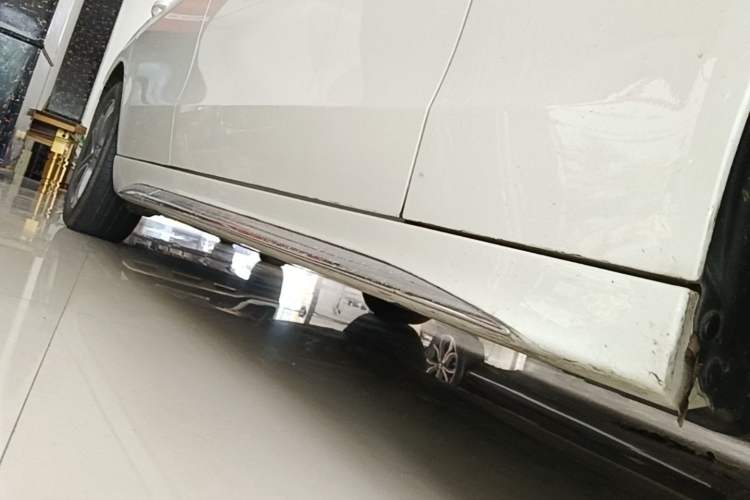 Used Mercedes-Benz C-Class 2022 Restyled C 200 L Sport Edition Right Side Sill
