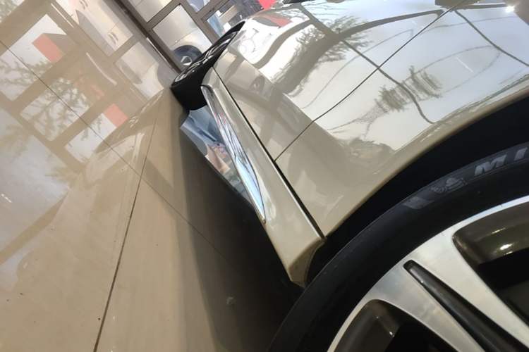 Used Mercedes-Benz C-Class 2022 Restyled C 200 L Sport Edition Right Side Sill