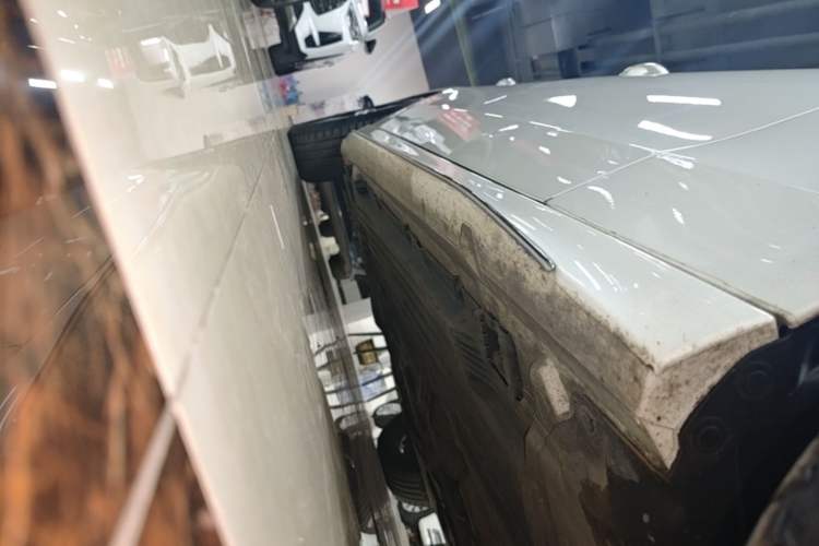 Used Mercedes-Benz C-Class 2022 C 200 L Sport Edition Right Side Sill