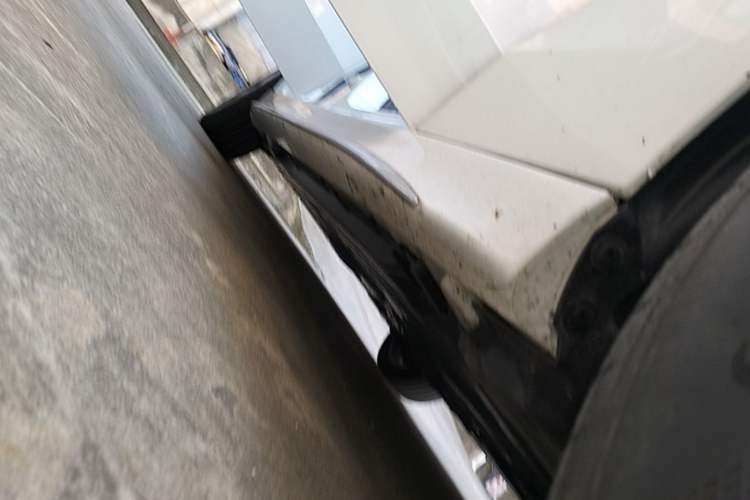 Used Mercedes-Benz C-Class 2022 C 200 L Sport Edition Right Side Sill