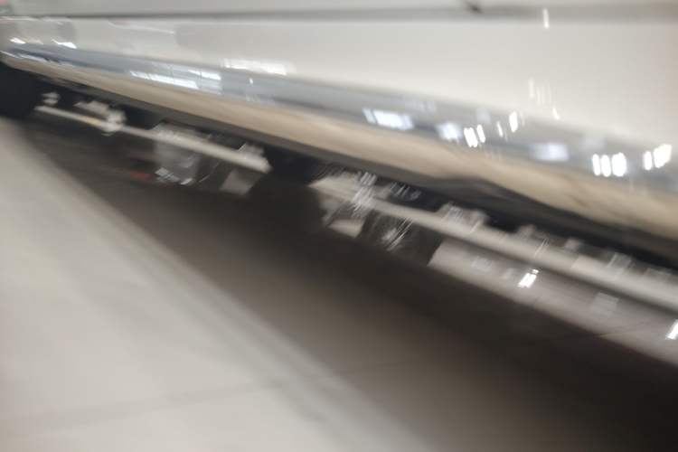 Used Mercedes-Benz C-Class 2022 C 260 L Obsidian Night Sport Edition Right Side Sill