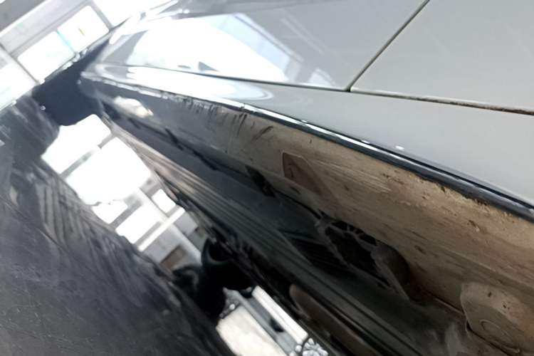 Used Mercedes-Benz C-Class 2022 Restyled C 260 L Sport Edition Right Side Sill