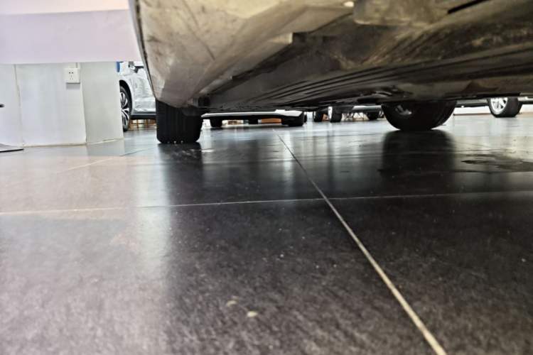Used Mercedes-Benz C-Class 2022 Restyled C 200 L Sport Edition Right Side Sill