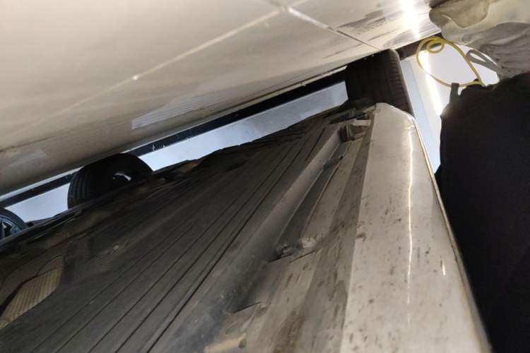Used Mercedes-Benz C-Class 2022 Restyled C 200 L Sport Edition Right Side Sill