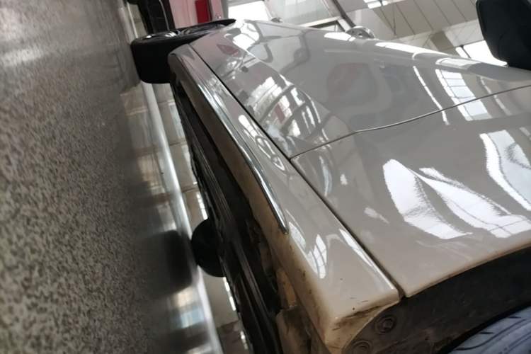 Used Mercedes-Benz C-Class 2022 C 260 L Sport Edition Right Side Sill