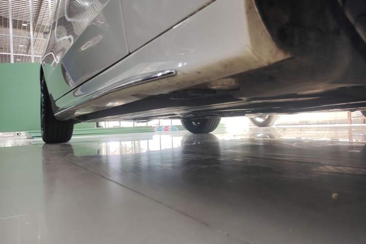 Used Mercedes-Benz C-Class 2022 C 200 L Sport Edition Right Side Sill