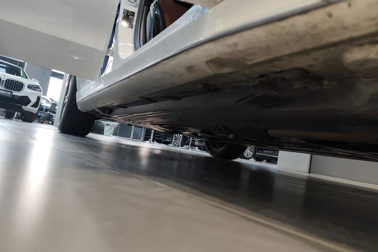 Used Mercedes-Benz C-Class 2022 Restyled C 200 L Sport Edition Right Side Sill