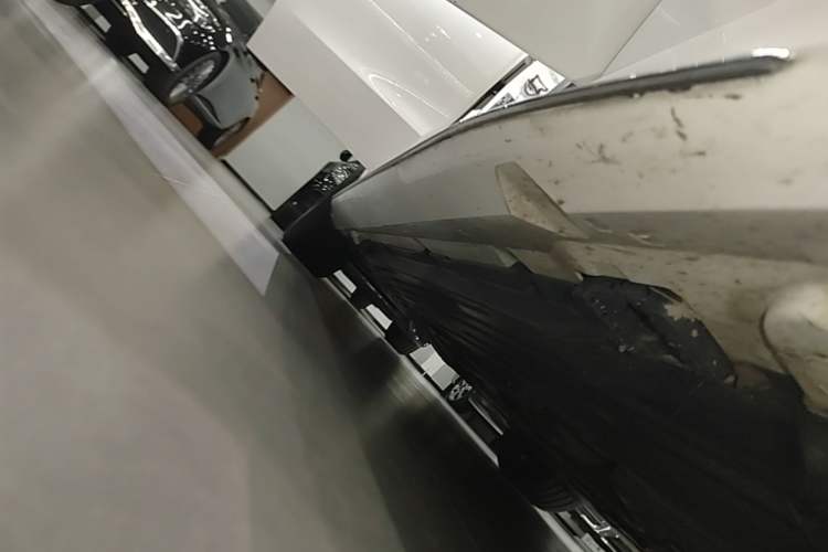 Used Mercedes-Benz C-Class 2022 C 260 L Sport Edition Right Side Sill