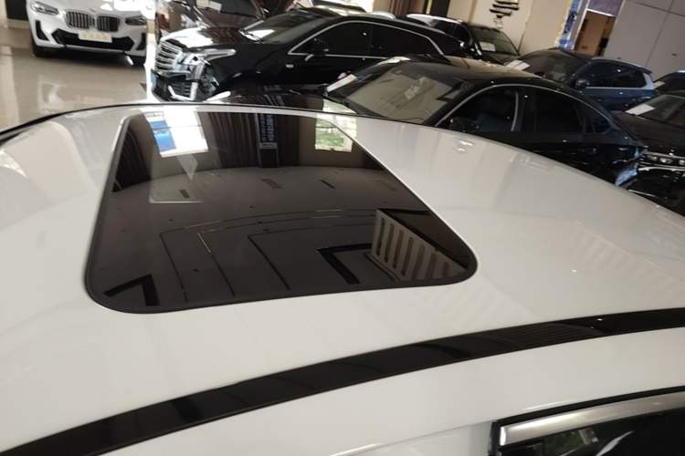 Used Mercedes-Benz C-Class 2022 C 200 L Sport Edition Roof
