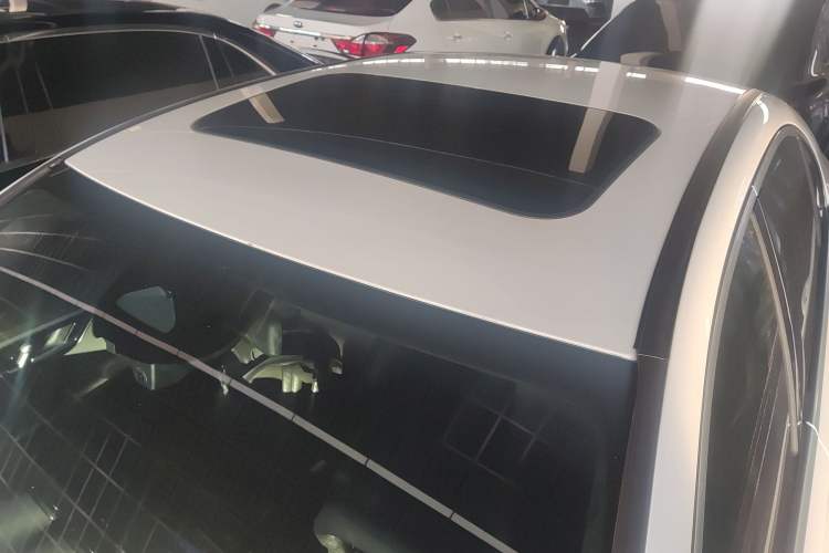 Used Mercedes-Benz C-Class 2022 C 200 L Sport Edition Roof