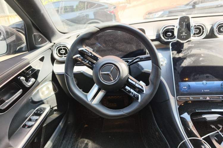Used Mercedes-Benz C-Class 2022 Revised C 260 L Starry Night Sport Edition Steering Wheel