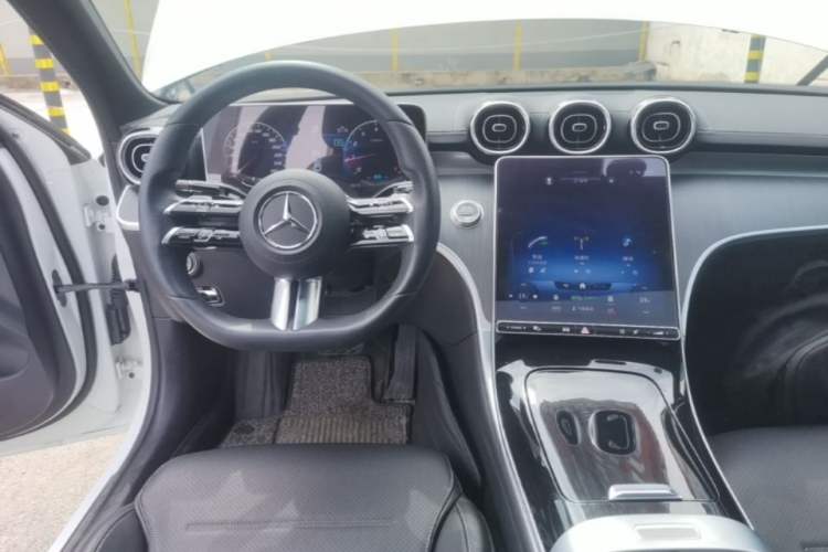 Used Mercedes-Benz C-Class 2022 C 200 L Sport Edition Steering Wheel