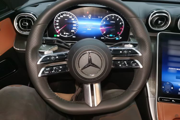 Used Mercedes-Benz C-Class 2022 Restyled C 260 L Sport Edition Steering Wheel