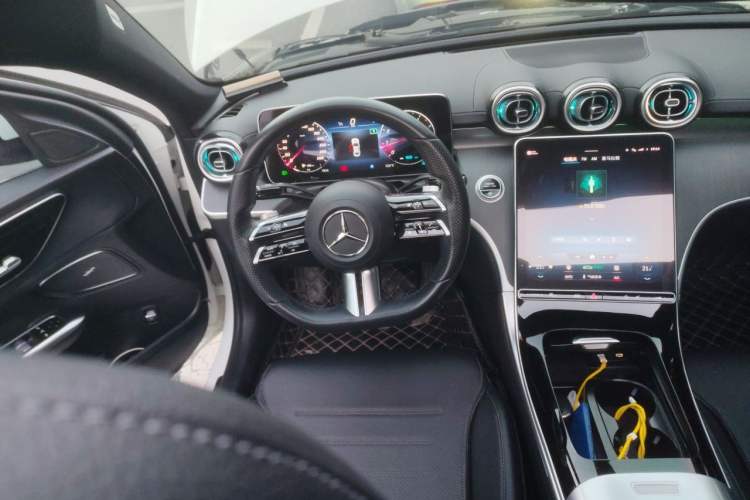 Used Mercedes-Benz C-Class 2022 Restyled C 200 L Sport Edition Steering Wheel