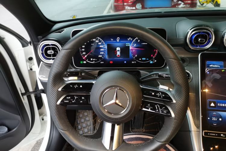 Used Mercedes-Benz C-Class 2022 Restyled C 260 L Sport Edition Steering Wheel