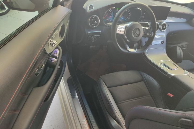 Used Mercedes-Benz C-Class 2022 Refreshed C 260 Coupe Steering Wheel