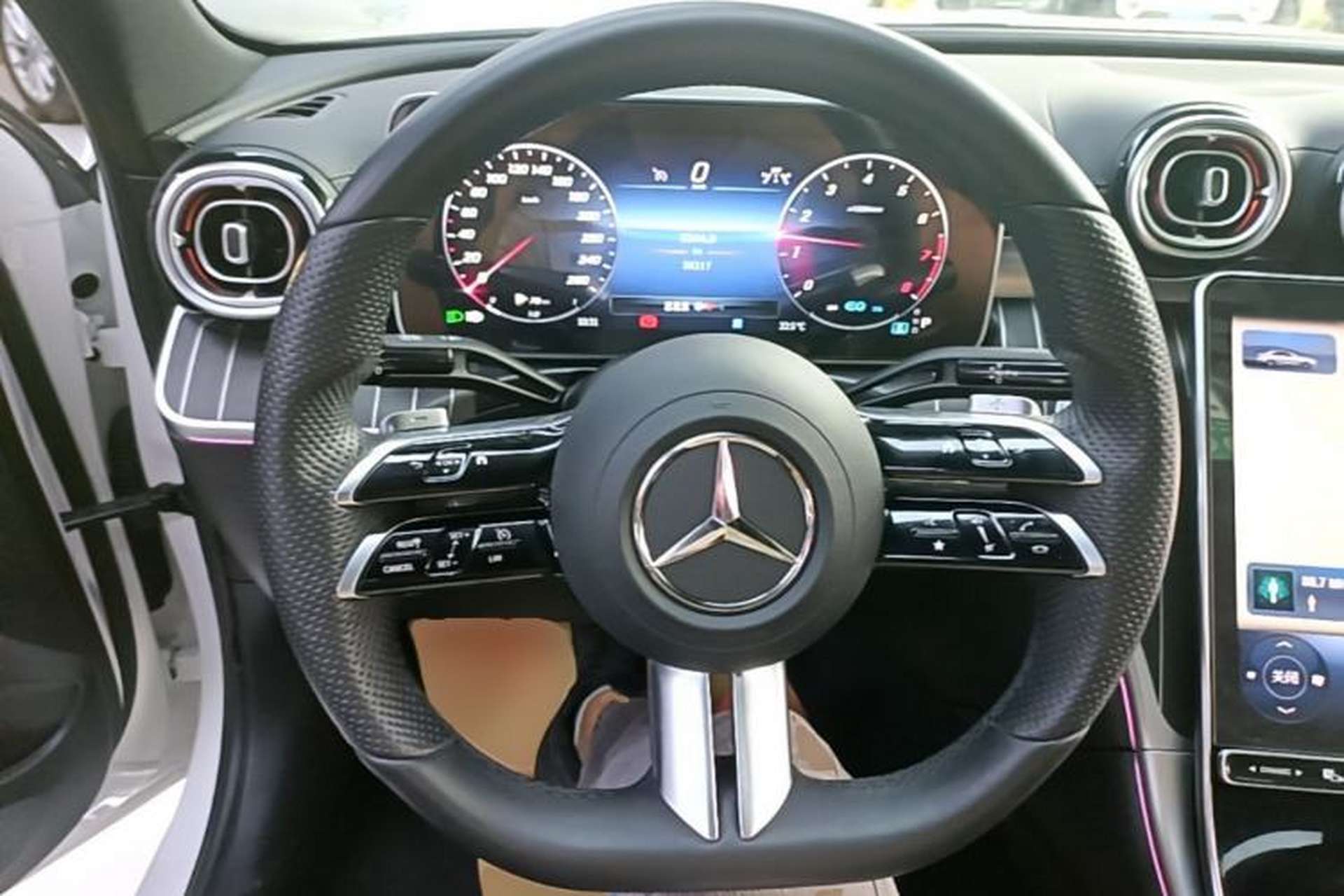 Used Mercedes-Benz C-Class 2022 Restyled C 260 L Sport Edition Steering Wheel