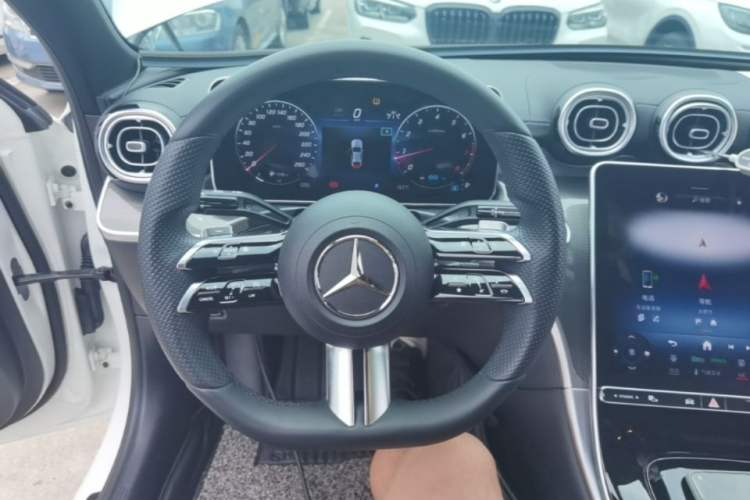 Used Mercedes-Benz C-Class 2022 Restyled C 260 L Sport Edition Steering Wheel
