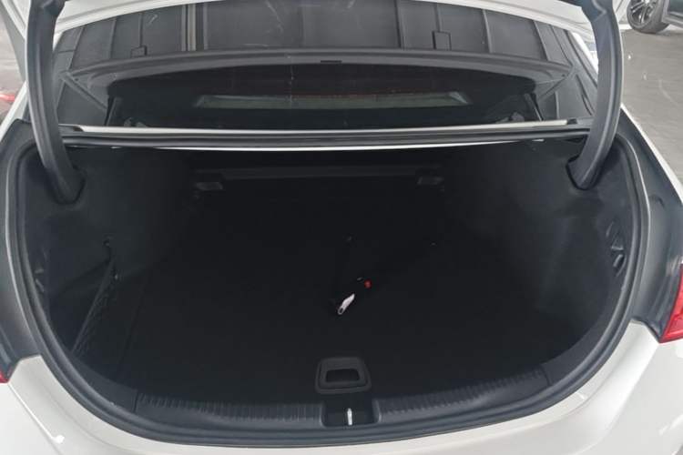 Used Mercedes-Benz C-Class 2022 Restyled C 200 L Sport Edition Trunk