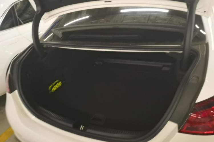 Used Mercedes-Benz C-Class 2022 Restyled C 260 L Sport Edition Trunk