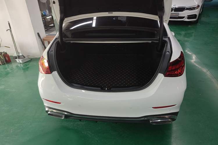 Used Mercedes-Benz C-Class 2022 Restyled C 260 L Sport Edition Trunk