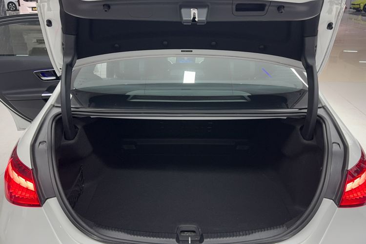 Used Mercedes-Benz C-Class 2022 C 200 L Sport Edition Trunk
