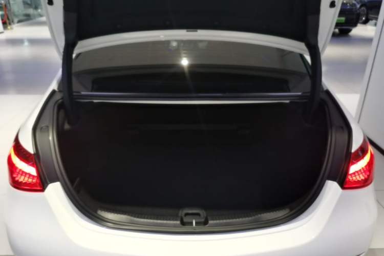 Used Mercedes-Benz C-Class 2022 Restyled C 260 L Sport Edition Trunk