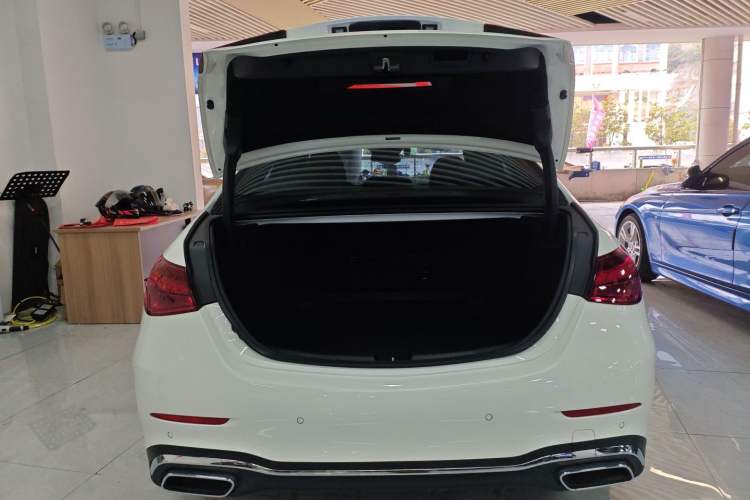 Used Mercedes-Benz C-Class 2022 C 200 L Sport Edition Trunk