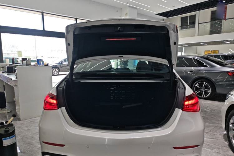 Used Mercedes-Benz C-Class 2022 Restyled C 260 L Sport Edition Trunk