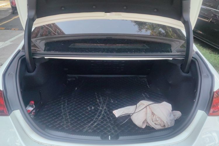Used Mercedes-Benz C-Class 2022 Restyled C 260 L Sport Edition Trunk